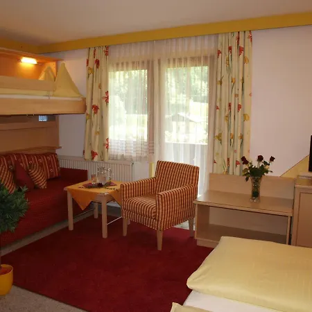 Hotel-restaurant Burgblick ホテル 3*
