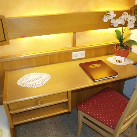 Hotel Hotel-restaurant Burgblick